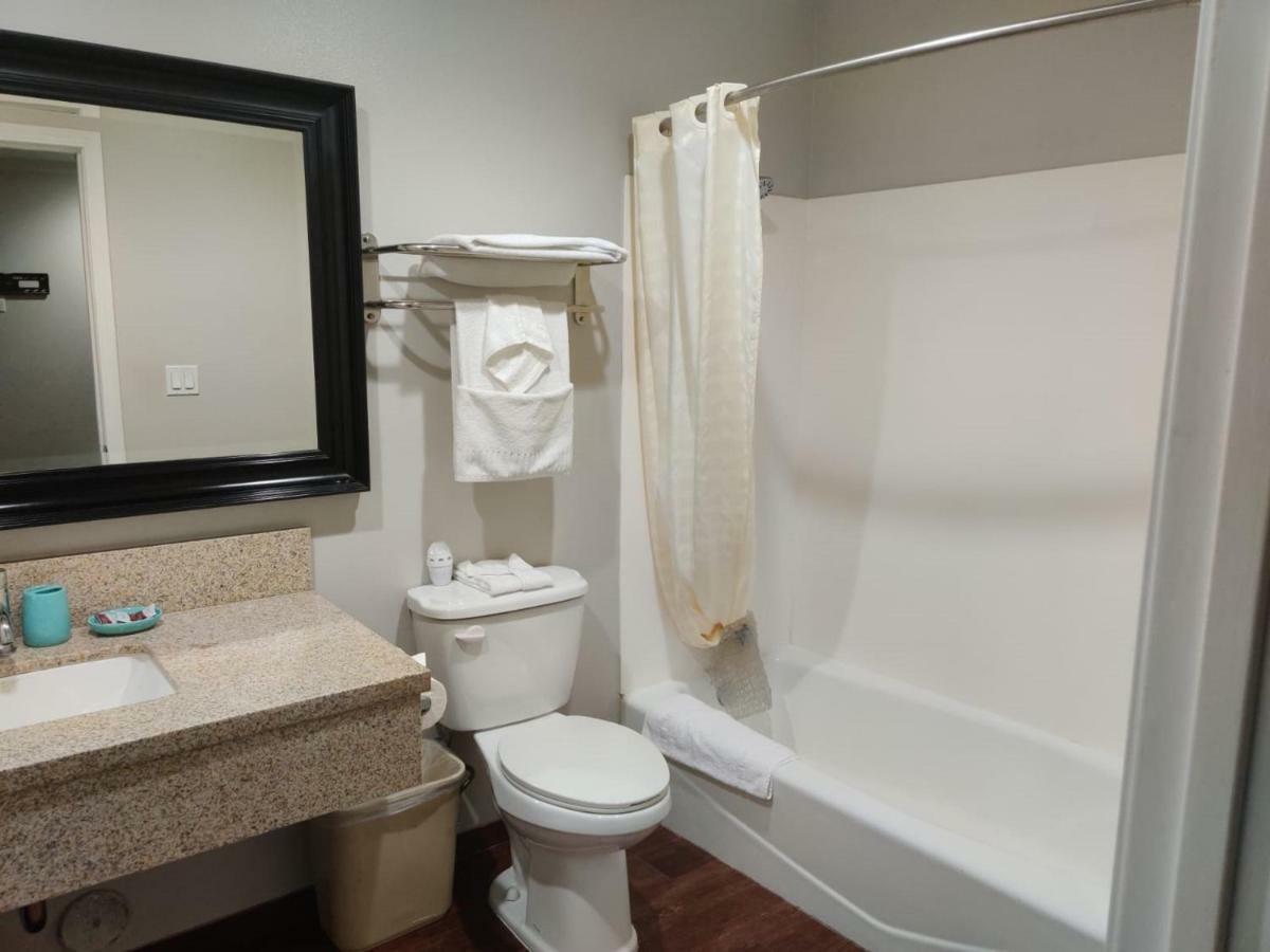 Lyfe Inn & Suites By Aga - Lax Airport Inglewood Buitenkant foto